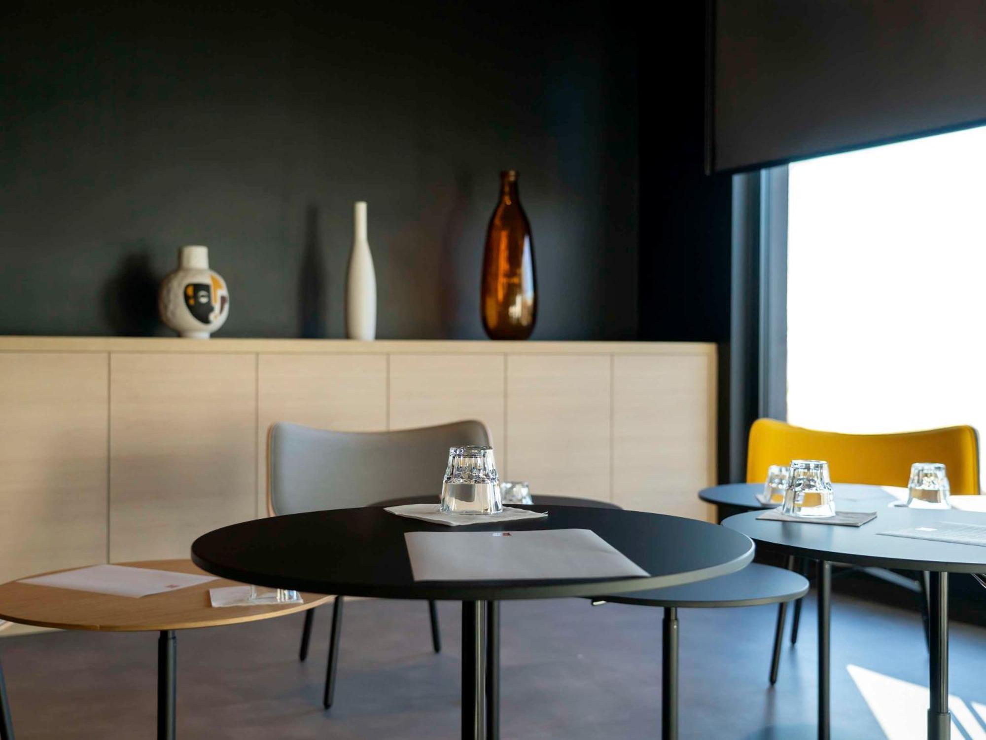 Ibis Saint Paul Trois Chateaux Εξωτερικό φωτογραφία
