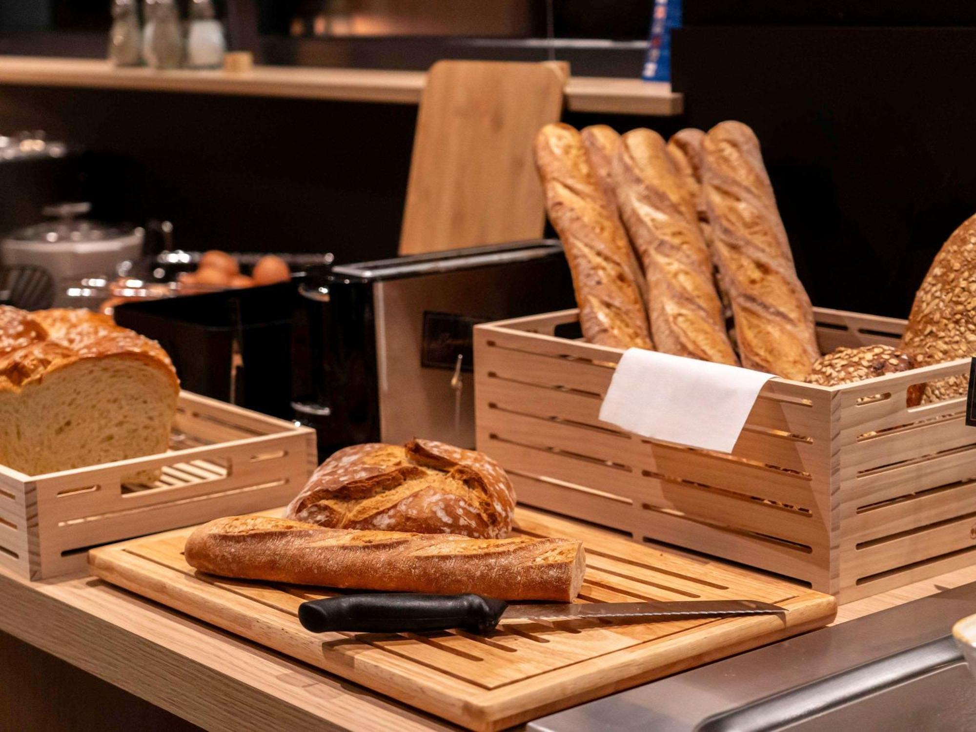 Ibis Saint Paul Trois Chateaux Εξωτερικό φωτογραφία