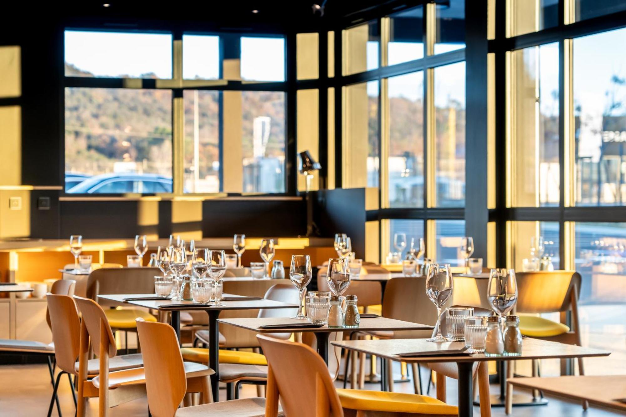 Ibis Saint Paul Trois Chateaux Εξωτερικό φωτογραφία