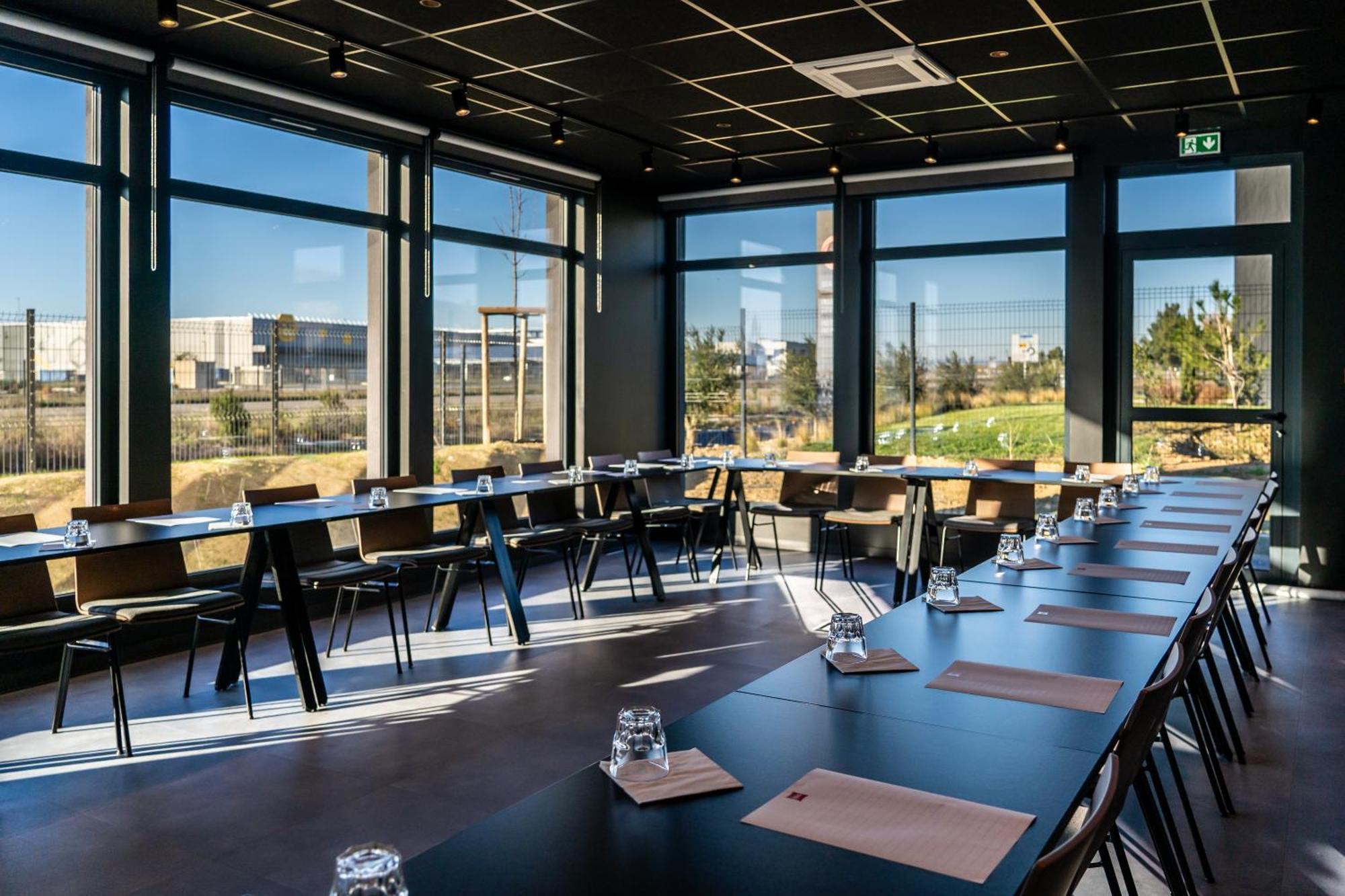 Ibis Saint Paul Trois Chateaux Εξωτερικό φωτογραφία