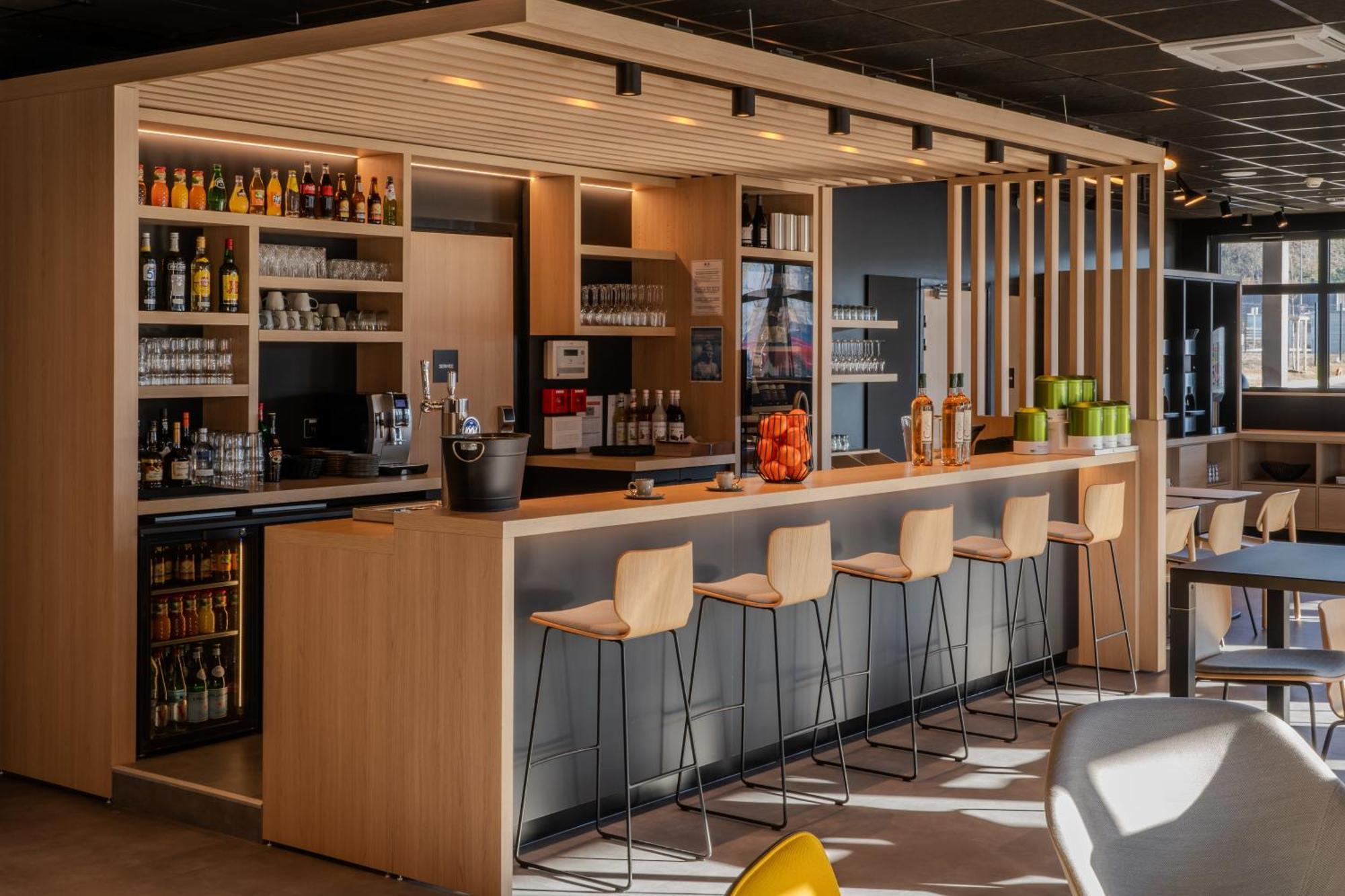 Ibis Saint Paul Trois Chateaux Εξωτερικό φωτογραφία