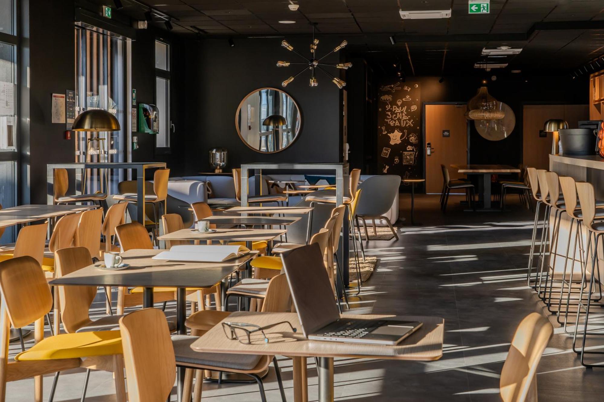 Ibis Saint Paul Trois Chateaux Εξωτερικό φωτογραφία